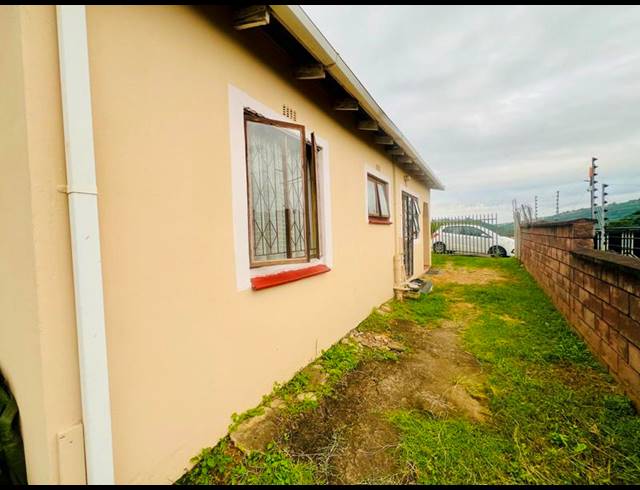 3 BEDROOM HOUSE FOR SALE IN EARLSFIELD